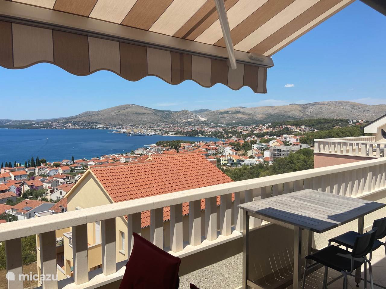 croatia_seaview-3-1614-2.jpeg